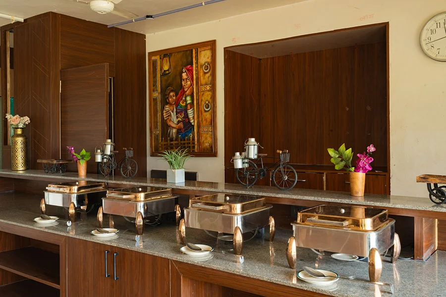 gourissa-dining-1